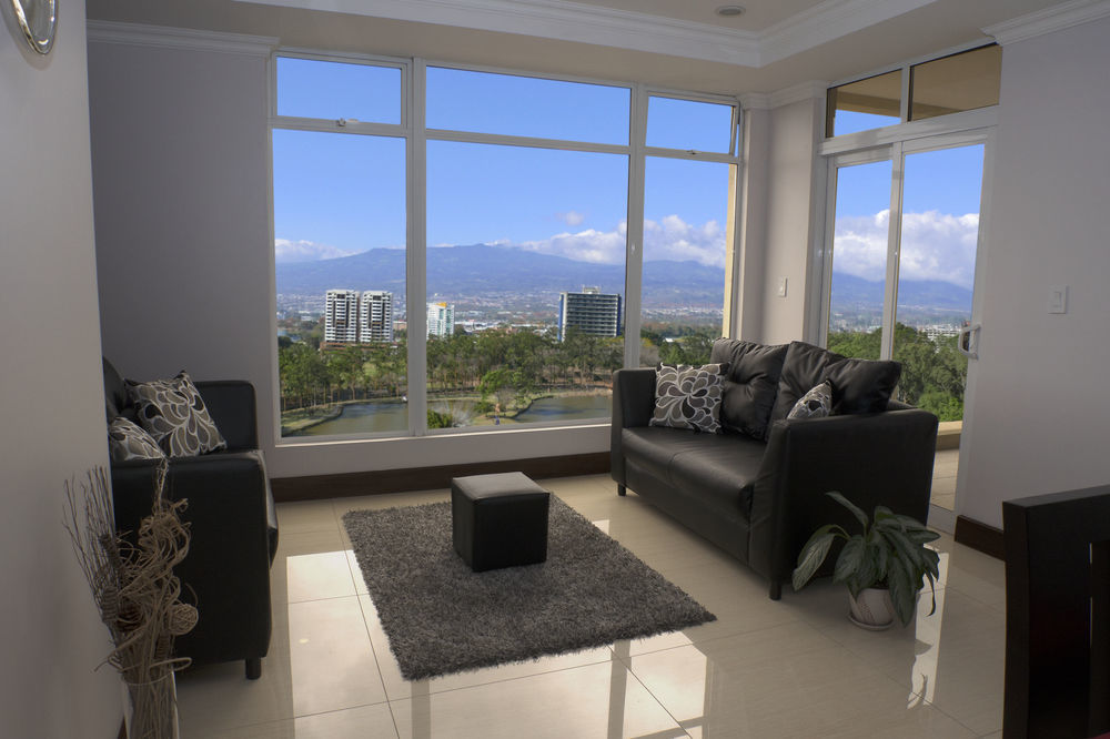 Torres Del Lago Suites And Apartments سان هوزيه المظهر الخارجي الصورة