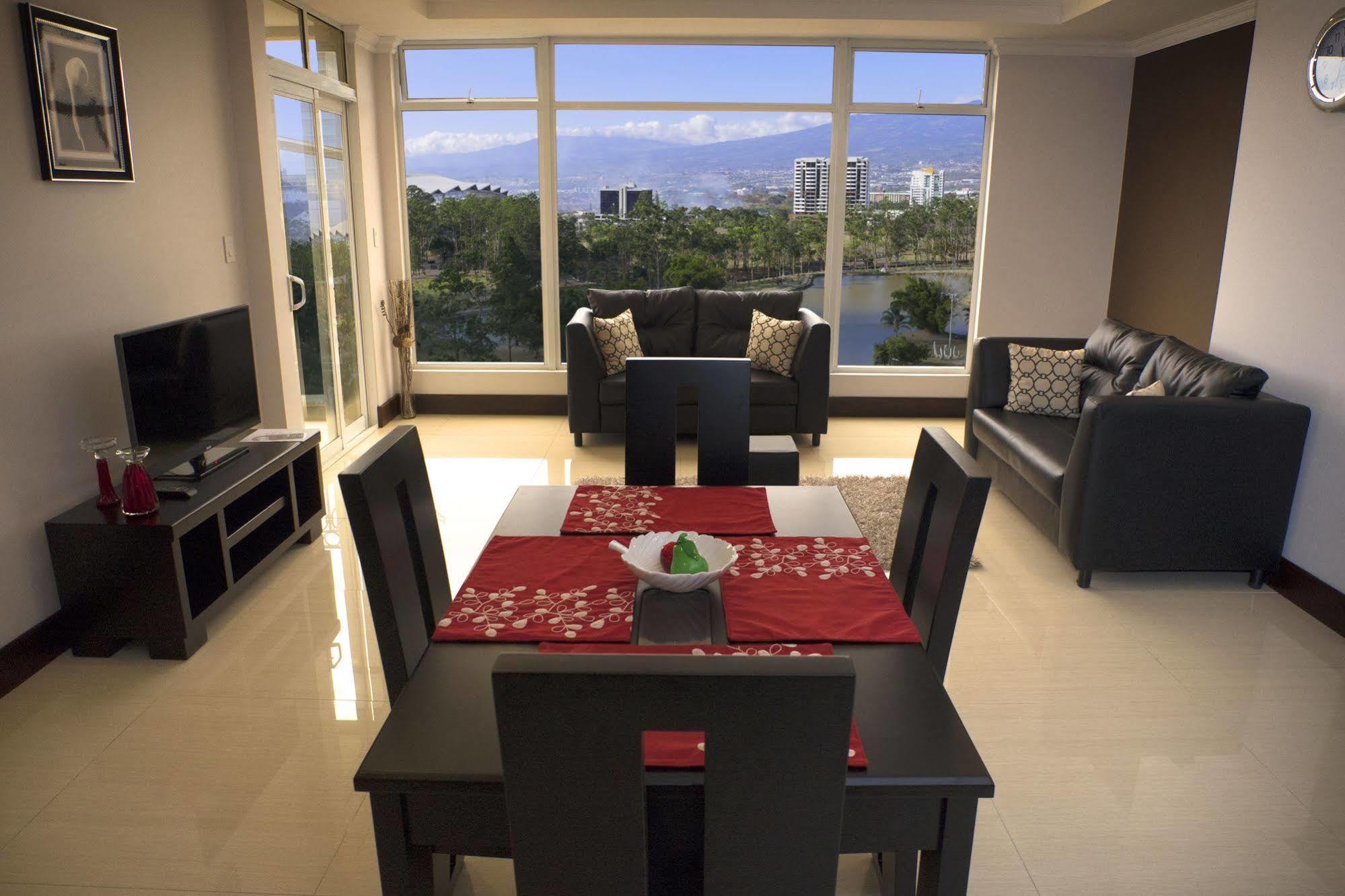 Torres Del Lago Suites And Apartments سان هوزيه المظهر الخارجي الصورة