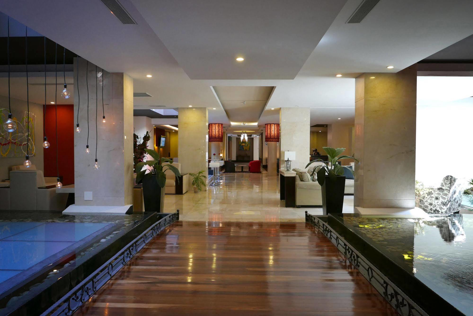 Torres Del Lago Suites And Apartments سان هوزيه المظهر الخارجي الصورة