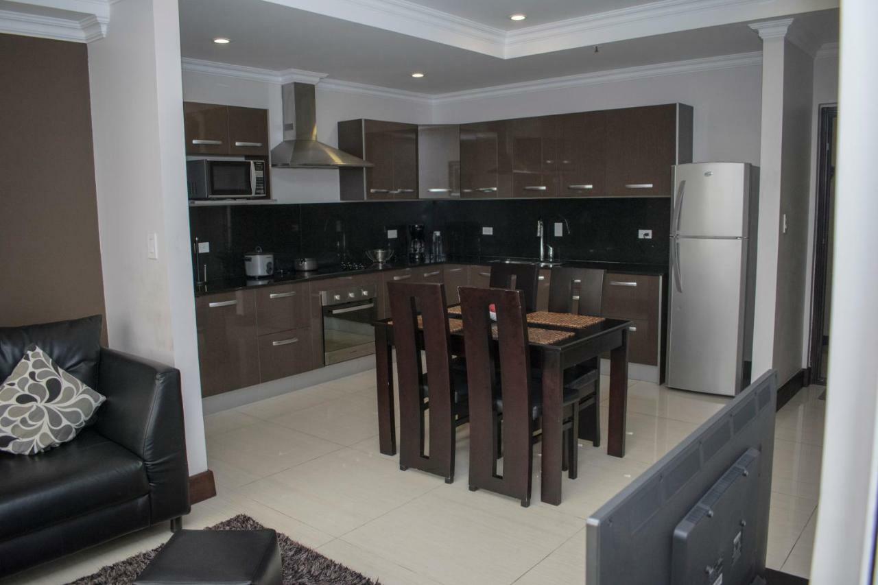Torres Del Lago Suites And Apartments سان هوزيه المظهر الخارجي الصورة