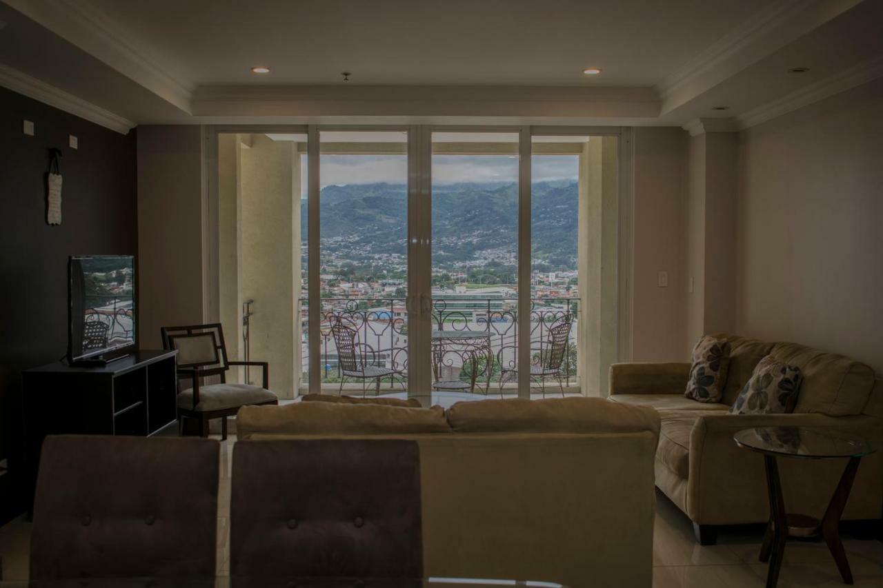 Torres Del Lago Suites And Apartments سان هوزيه المظهر الخارجي الصورة