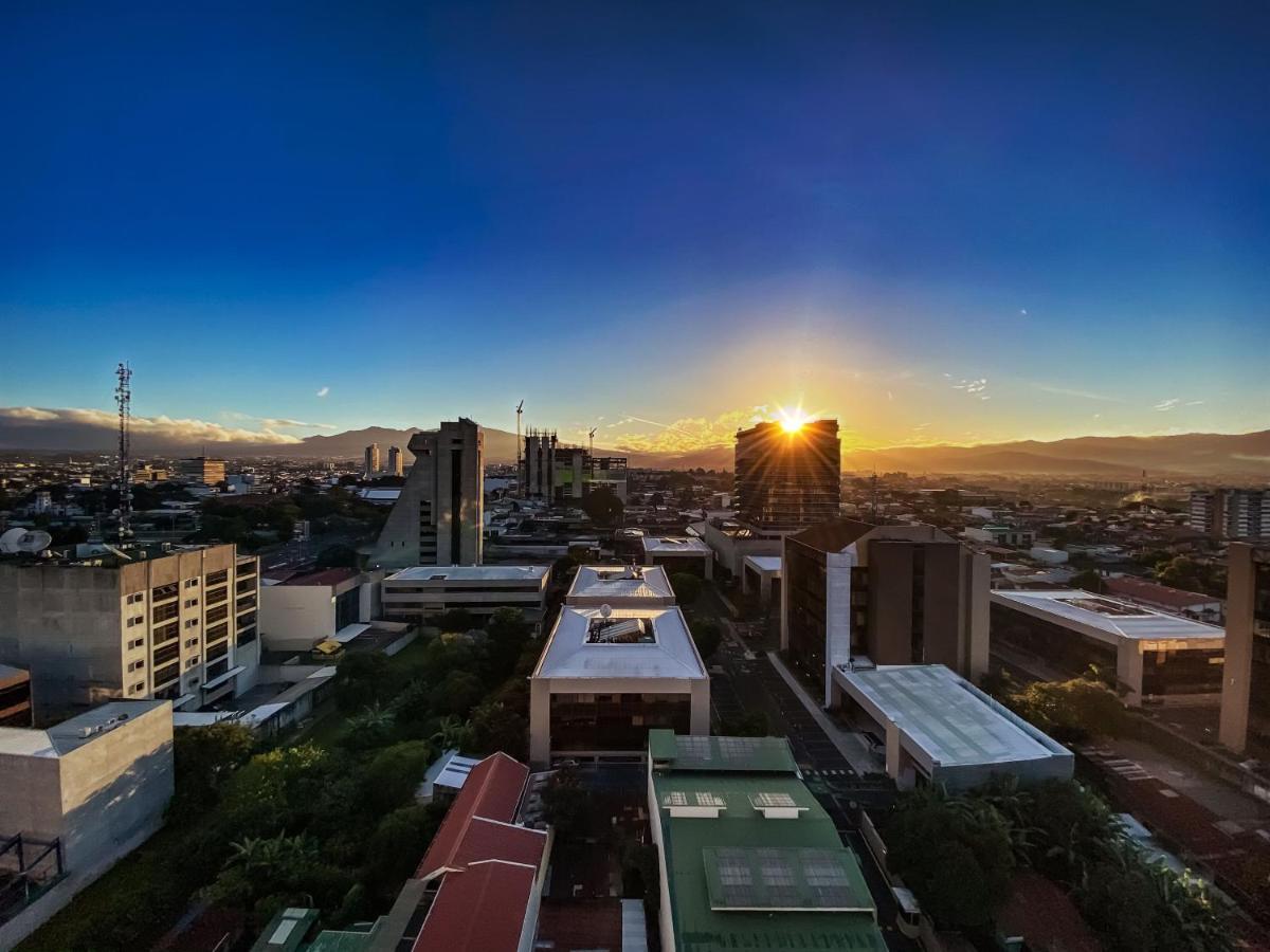 Torres Del Lago Suites And Apartments سان هوزيه المظهر الخارجي الصورة