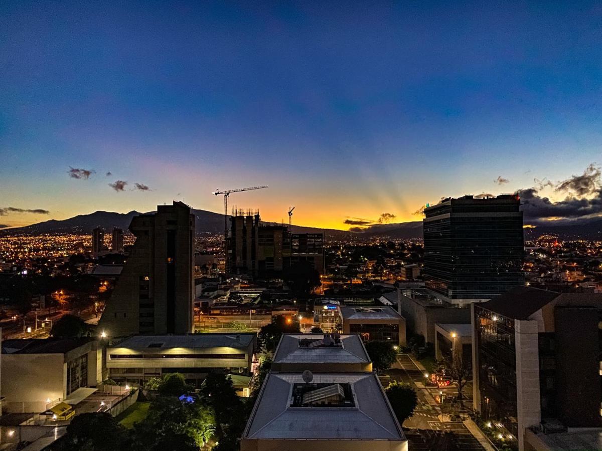 Torres Del Lago Suites And Apartments سان هوزيه المظهر الخارجي الصورة